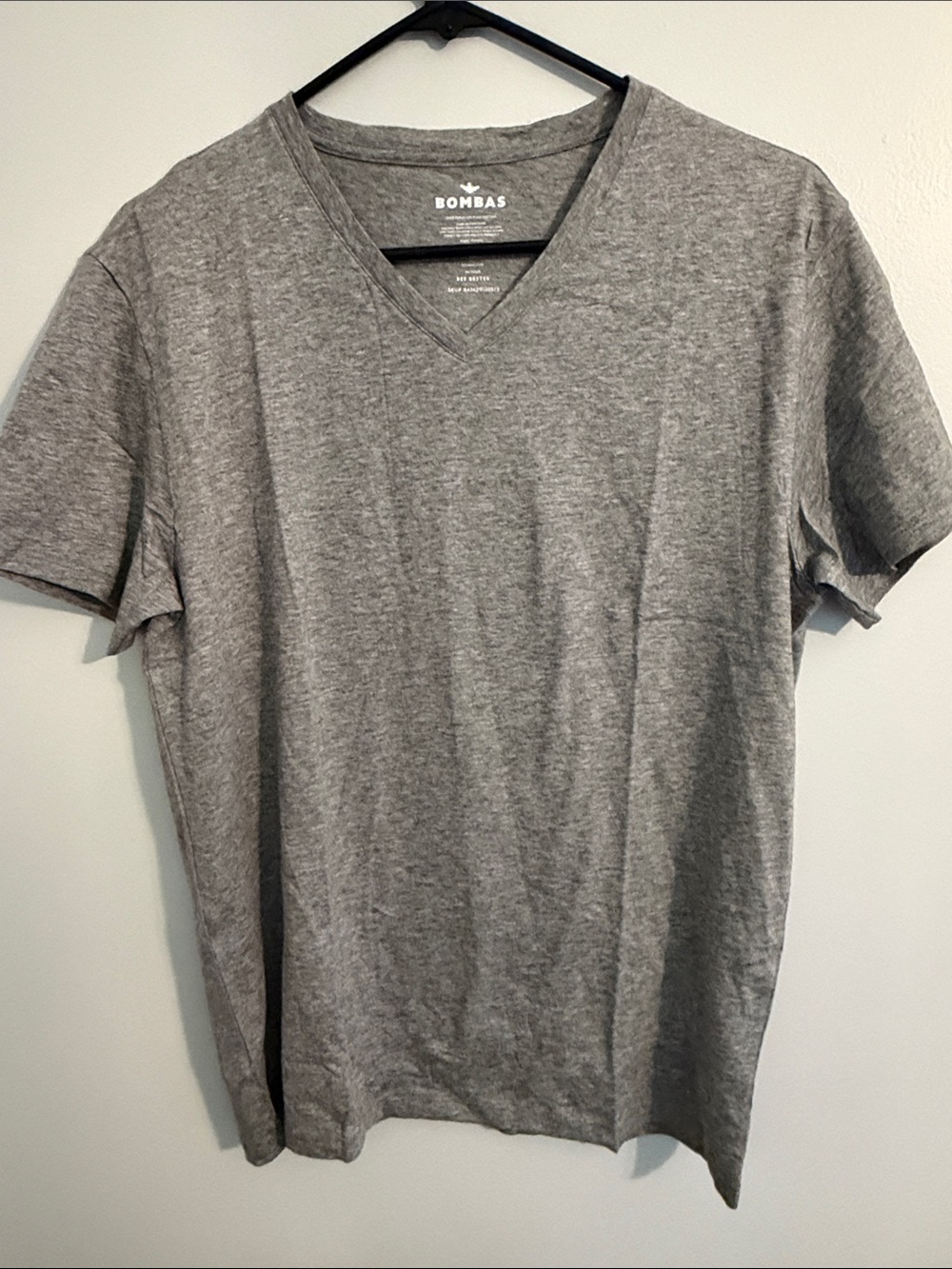 Bombas Gray V-Neck Short Sleeve Tee